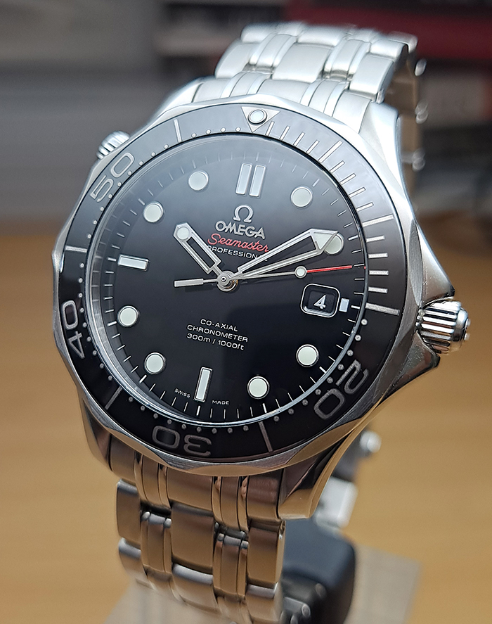 Omega Seamaster Professional Co-Axial Wristwatch Ref. 212.30.41.20.01.003